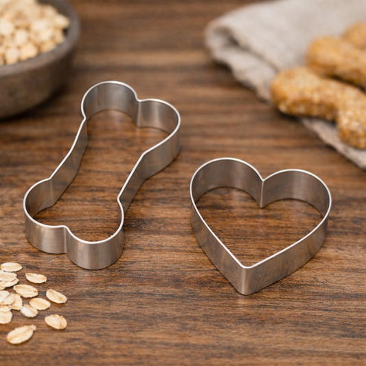 Bake With Love Cookie Cutter Bundle (Bone + Heart)